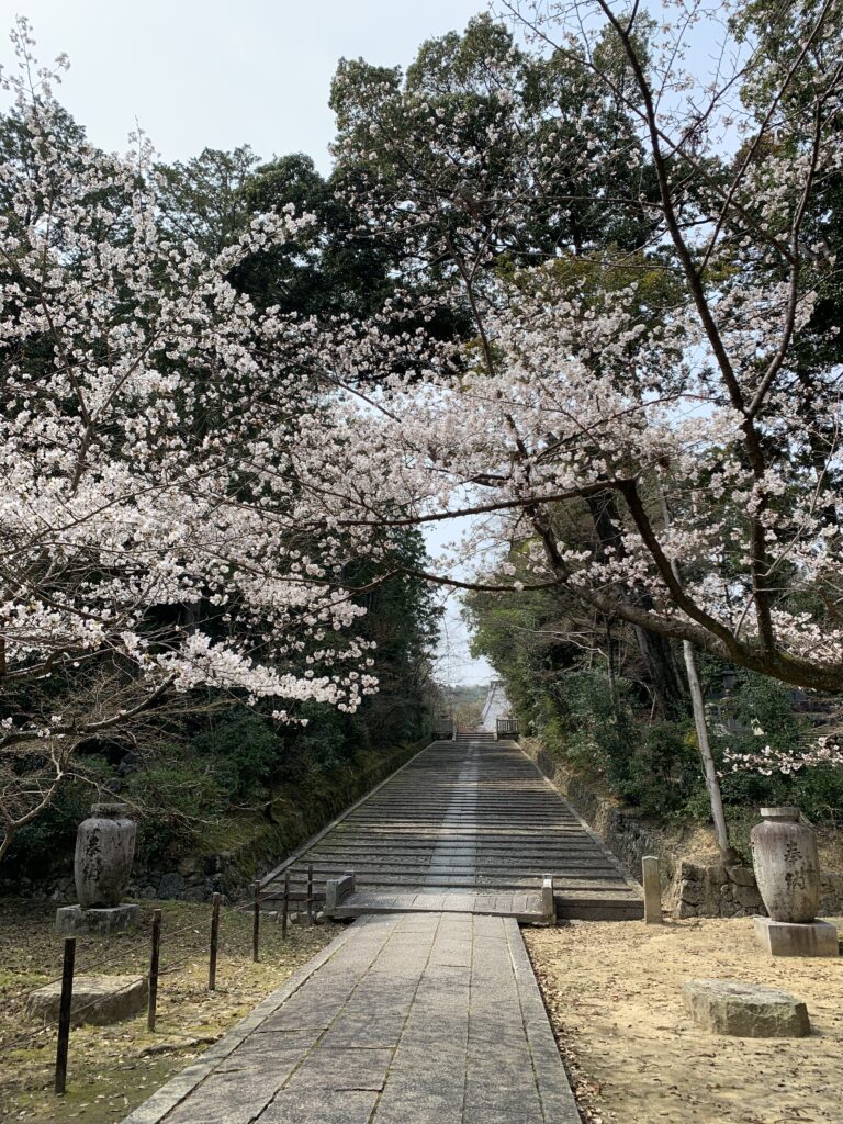 西山浄土宗総本山光明寺